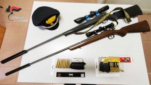 Montefiascone - Carabinieri - Le due armi sequestrate