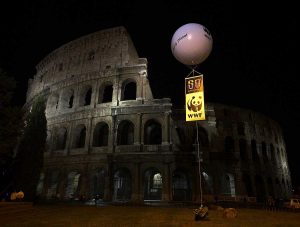 Il Colosseo spento per l'Earth hour o Ora della terra