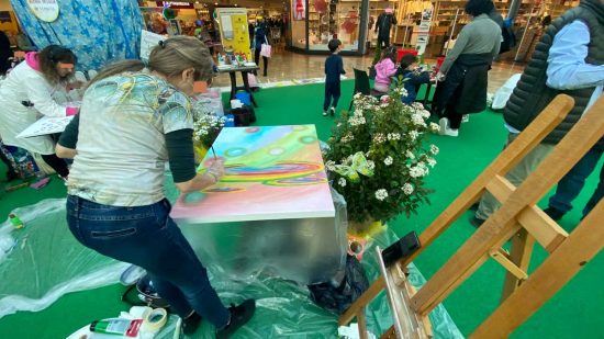 Pasqua a colori al Centro Commerciale Tuscia