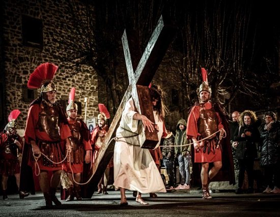 Viterbo - A Bagnaia la rievocazione storica della passione di Cristo
