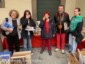 Viterbo - Pasqua a PaperOnly