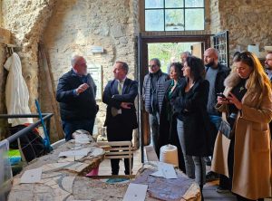 Bracciano - L'assessore regionale all'Agricoltura Giancarlo Righini in visita al parco regionale