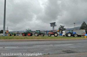 Orte - Presidio agricoltori al casello
