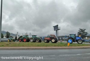 Orte - Presidio agricoltori al casello