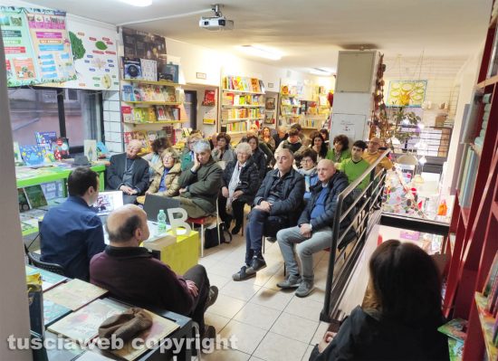 Viterbo - Società filosofica italiana, l'incontro sul filosofo Gianni Vattimo e il suo pensiero debole