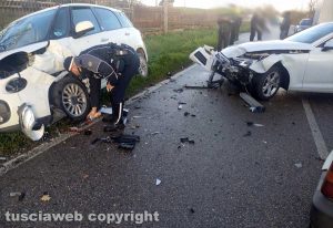 Viterbo - Maxitamponamento in strada Ombrone
