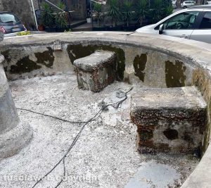 Viterbo - La fontana di Pianoscarano nel degrado