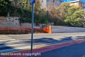 Viterbo - Le transenne in via della Pila
