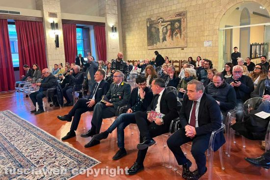 Tarquinia - La presentazione della guida "Tuscia parchi e ville da sogno"