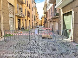 Viterbo - Le transenne in via della Bontà