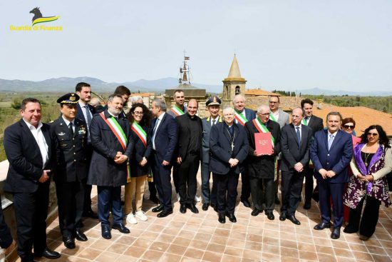 Onano - San Matteo patrono della Guardia di finanza, in comune consegnata la bolla papale di designazione
