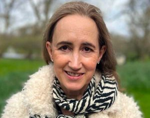 Sophie Kinsella, l'autrice britannica del best seller I love shopping