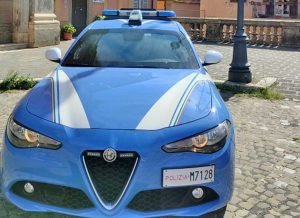 Una pattuglia della polizia