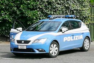 Una pattuglia della polizia
