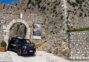 Rieti - Carabinieri - Ricercato per guida senza patente, arrestato