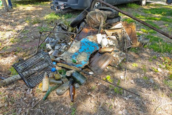 Bolsena - 17 quintali di rifiuti recuperati in località Gran Carro