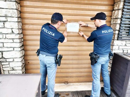Terni - Arrestata per spaccio titolare di un bar, sospesa la licenza all'attività