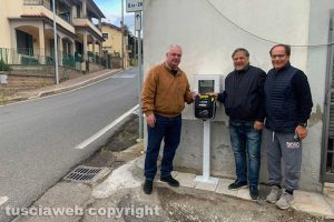 Viterbo - L'Associazione Aps Ruben Ciarlanti dona un defibrillatore al Comitato della frazione di Tobia
