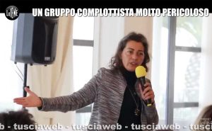 "Donna viva" durante un incontro del movimento "Noi è, io sono"