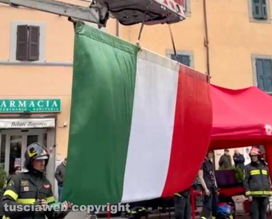 Soriano nel Cimino - La manifestazione "Impariamo dalle donne e dagli uomini in divisa"