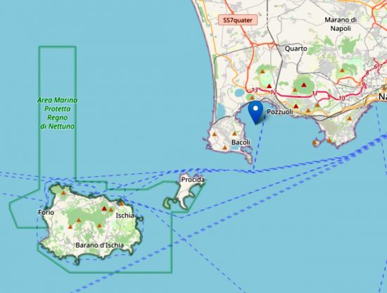 Napoli - Campi Flegrei, scossa di magnitudo 3,9 all'alba