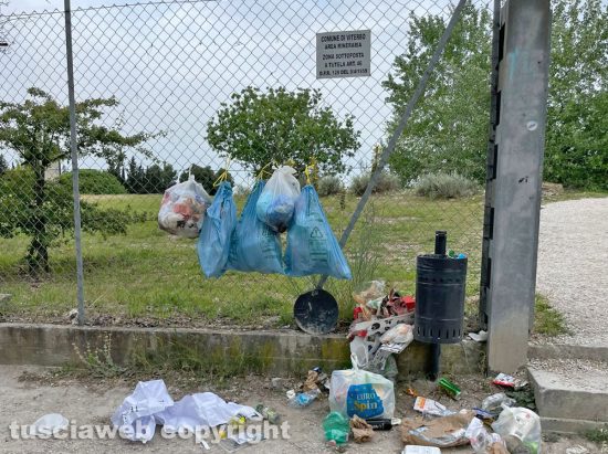 Viterbo - Sporcizia e degrado al Bullicame