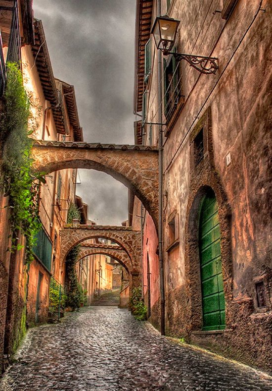 Tuscania