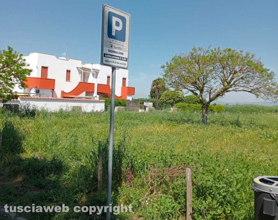 Montalto di Castro - L'area sosta per i camper abbandonata