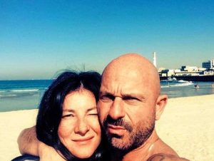 Daniela Shualy e Raiz