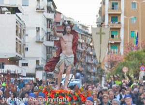 Civitavecchia - La processione del Cristo Risorto