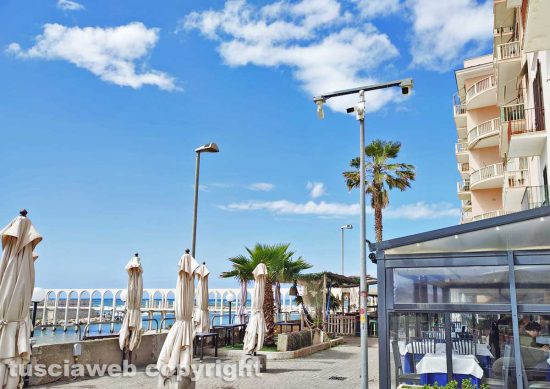 Civitavecchia - Le telecamere puntate sul punto dove è avvenuto l'incidente