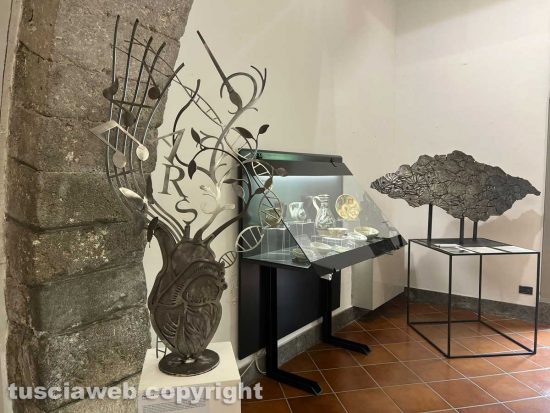 Viterbo - L'inaugurazione di Forme e colori nella terra di Tuscia