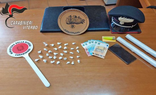 Canino - La droga e i soldi sequestrati