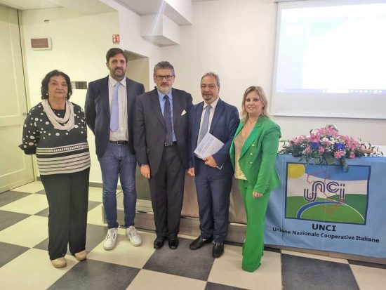 Viterbo - Convegno organizzato dall'associazione Unci dal titolo "Azioni di sistema per la cooperazione" a Villa Sofia