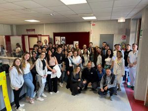 Viterbo - Asl - Gli studenti di infermieristica hanno donato il sangue