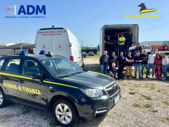 Civitavecchia - Guardia di finanza - Bloccati 300 chili di droga al porto