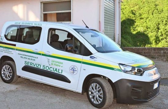Montefiascone - Il nuovo mezzo dell'associazione Solidarietà falisca