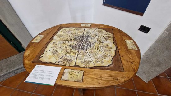 Viterbo - La mostra "Forme e colori nella terra di Tuscia"
