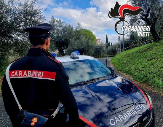 Rieti - Condannato per atti persecutori si rende irreperibile, rintracciato durante una lite con la nuova compagna e suo padre