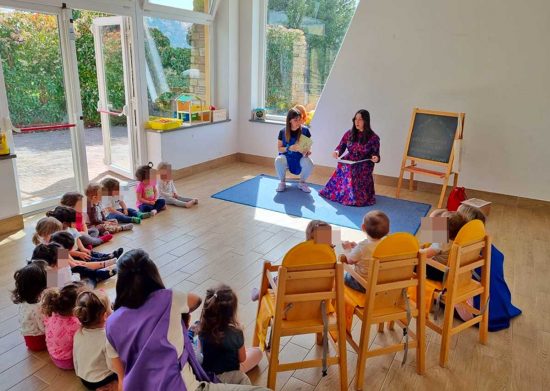 Sutri - Giulia Brocco presenta il libro "Mirò" ai bambini dell'asilo nido