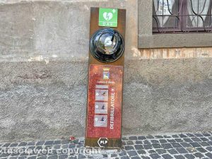 Viterbo - Il defibrillatore in piazza San Faustino