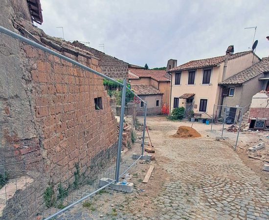 Canale Monterano - Via dei Monti - La zona dell'esplosione sgomberata dalle macerie