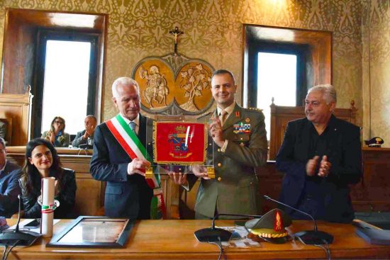 Vetralla - Il conferimento della cittadinanza onoraria all'80esimo Reggimento Roma dell'Esercito italiano