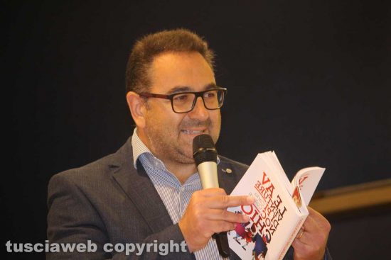 Viterbo - Il Pinocchio di Collodi regalato alle scuole elementari - Donate 3500 copie - La presentazione all'Unitus - Daniele Peroni