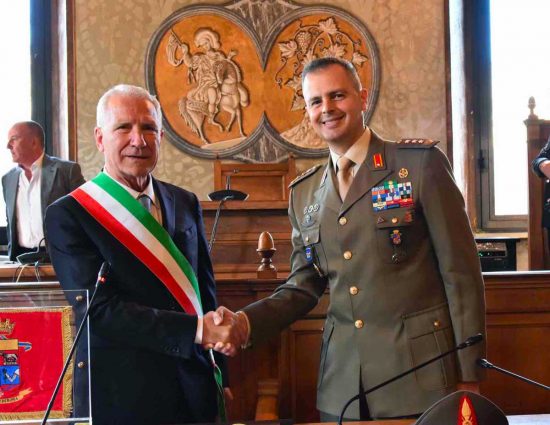 Vetralla - Il conferimento della cittadinanza onoraria all'80esimo Reggimento Roma dell'Esercito italiano