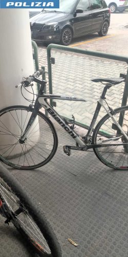 Terni - Il materiale rubato nel garageTerni - Il materiale rubato nel garage