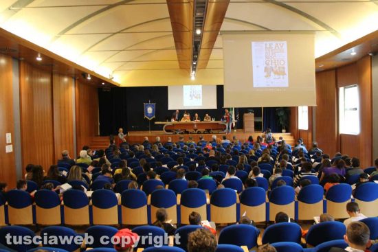Viterbo - Il Pinocchio di Collodi regalato alle scuole elementari - Donate 3500 copie - La presentazione all'Unitus