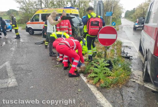Viterbo - L'incidente in strada Ombrone