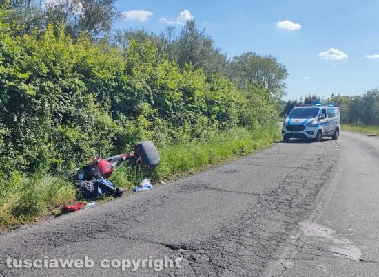 Viterbo - Incidente in strada Acquabianca