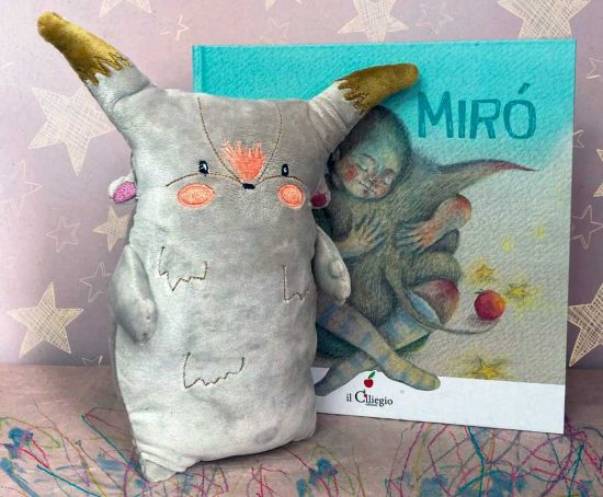 Sutri - Giulia Brocco presenta il libro "Mirò" ai bambini dell'asilo nido